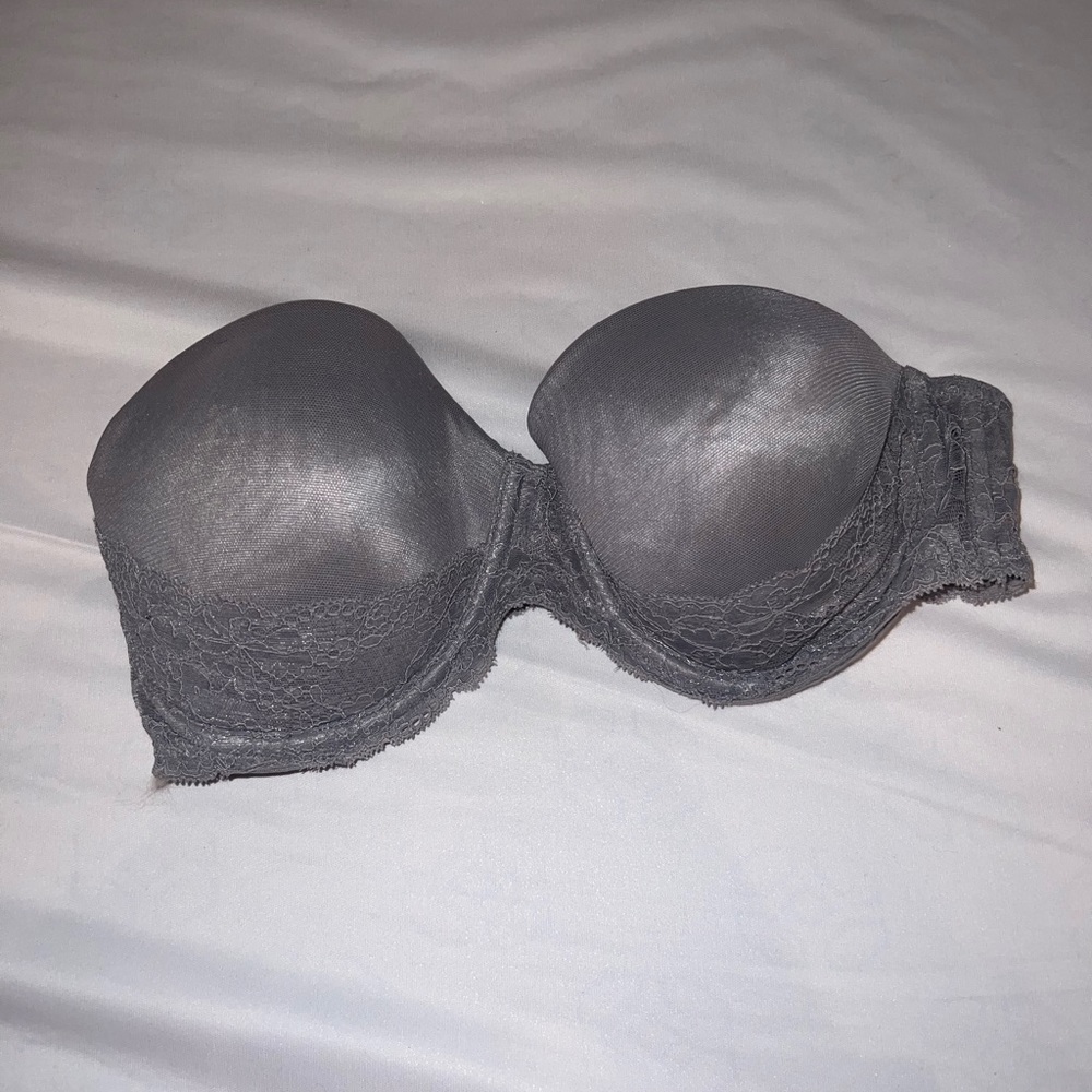 Victoria’s Secret Pink Strapless Bra